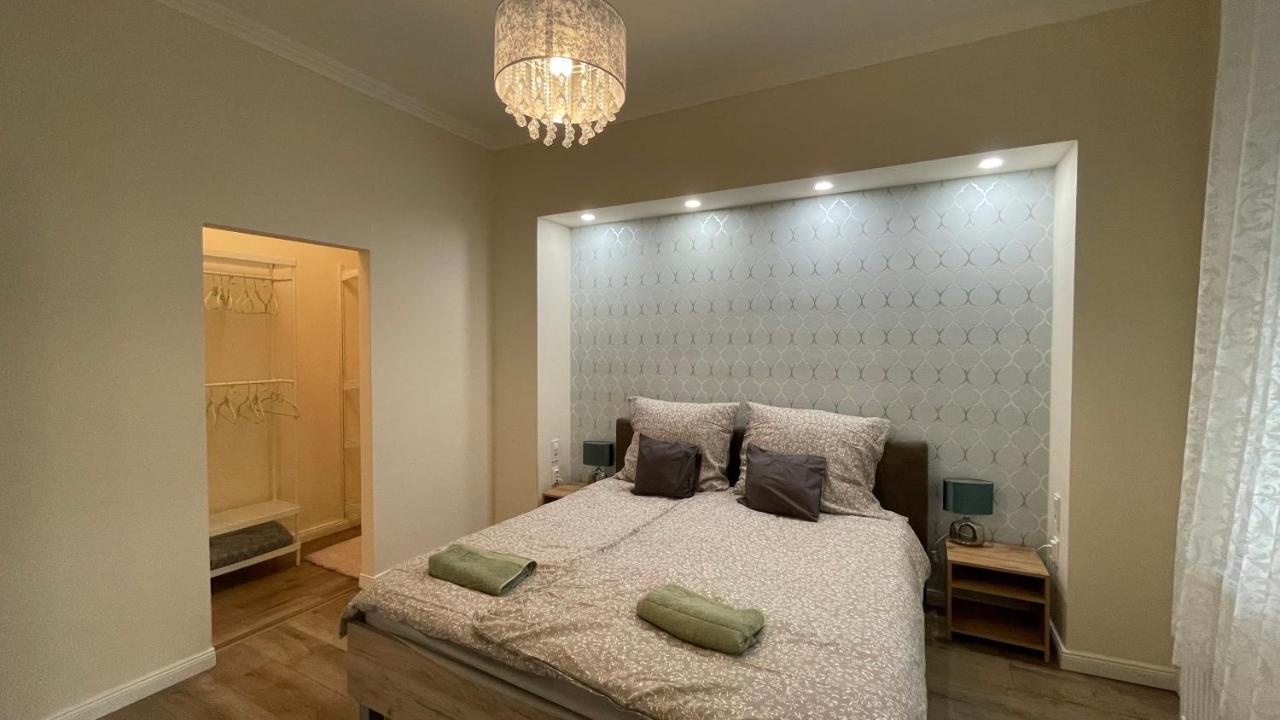 Buda Garden Apartment Budapest Luaran gambar